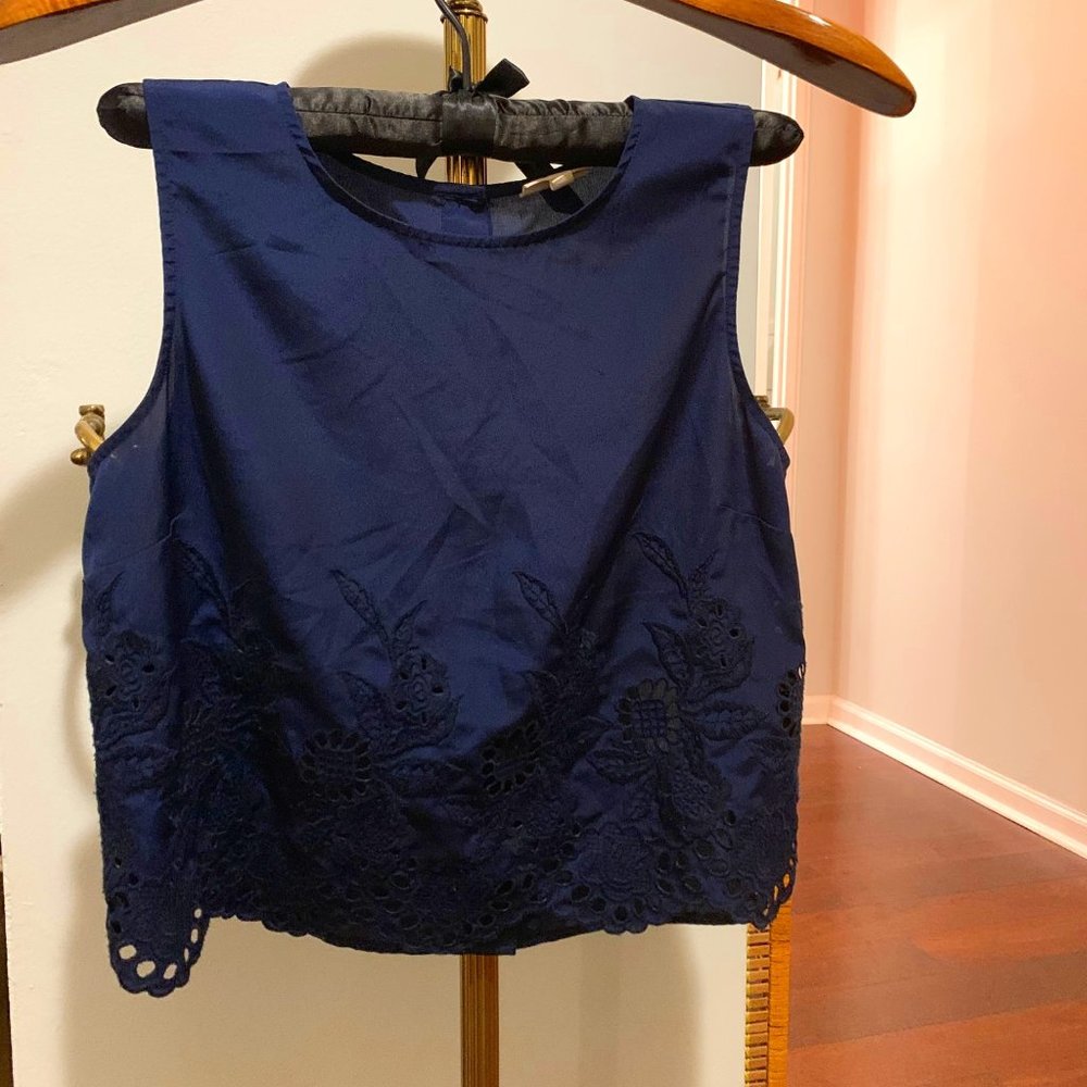 navy blue cropped tank blouse with floral cutouts